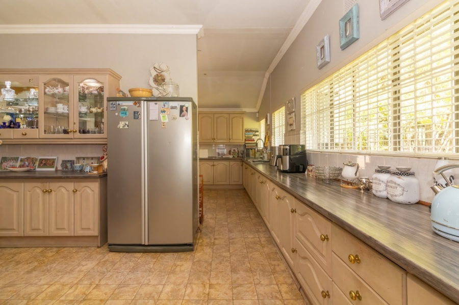 4 Bedroom Property for Sale in Wilgenhof Free State